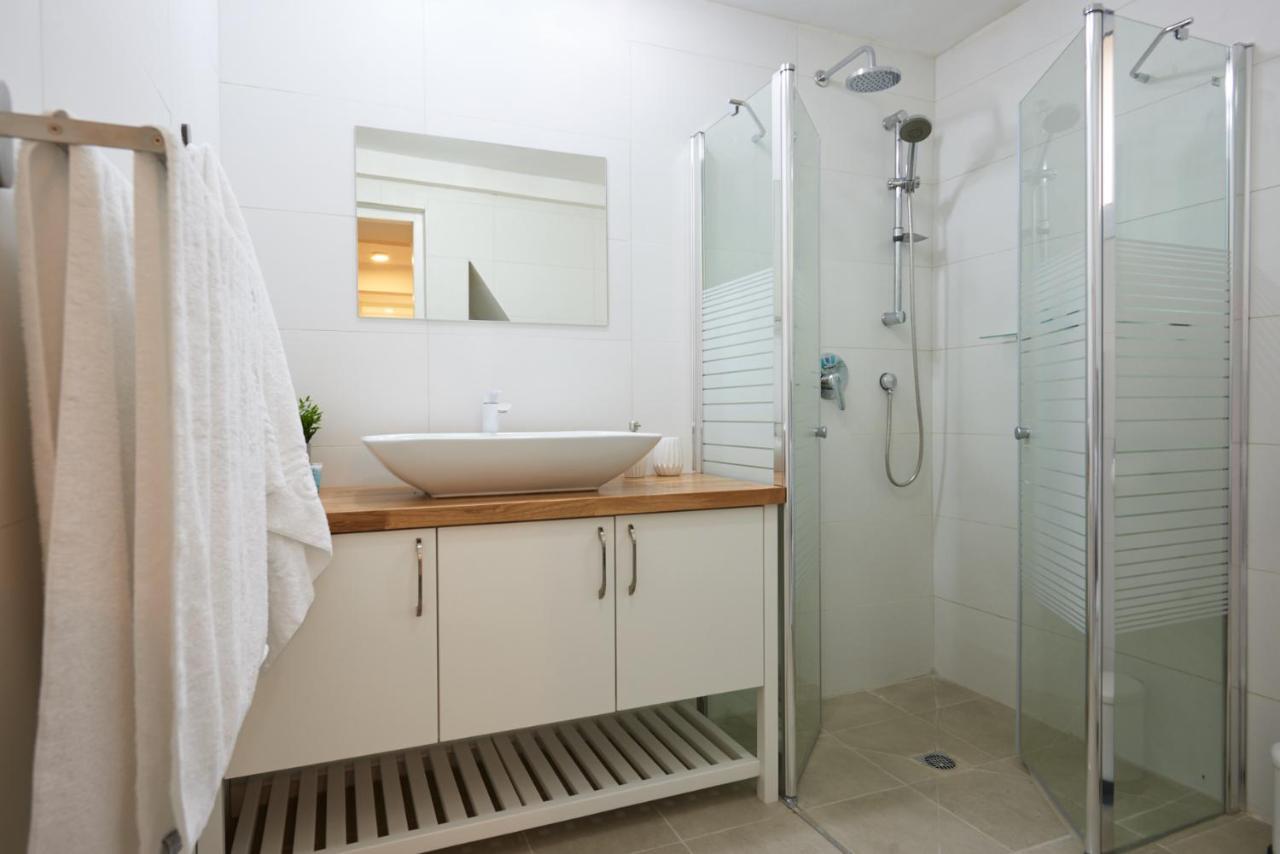 A Private Luxurious Villa In The German Colony! 예루살렘 외부 사진